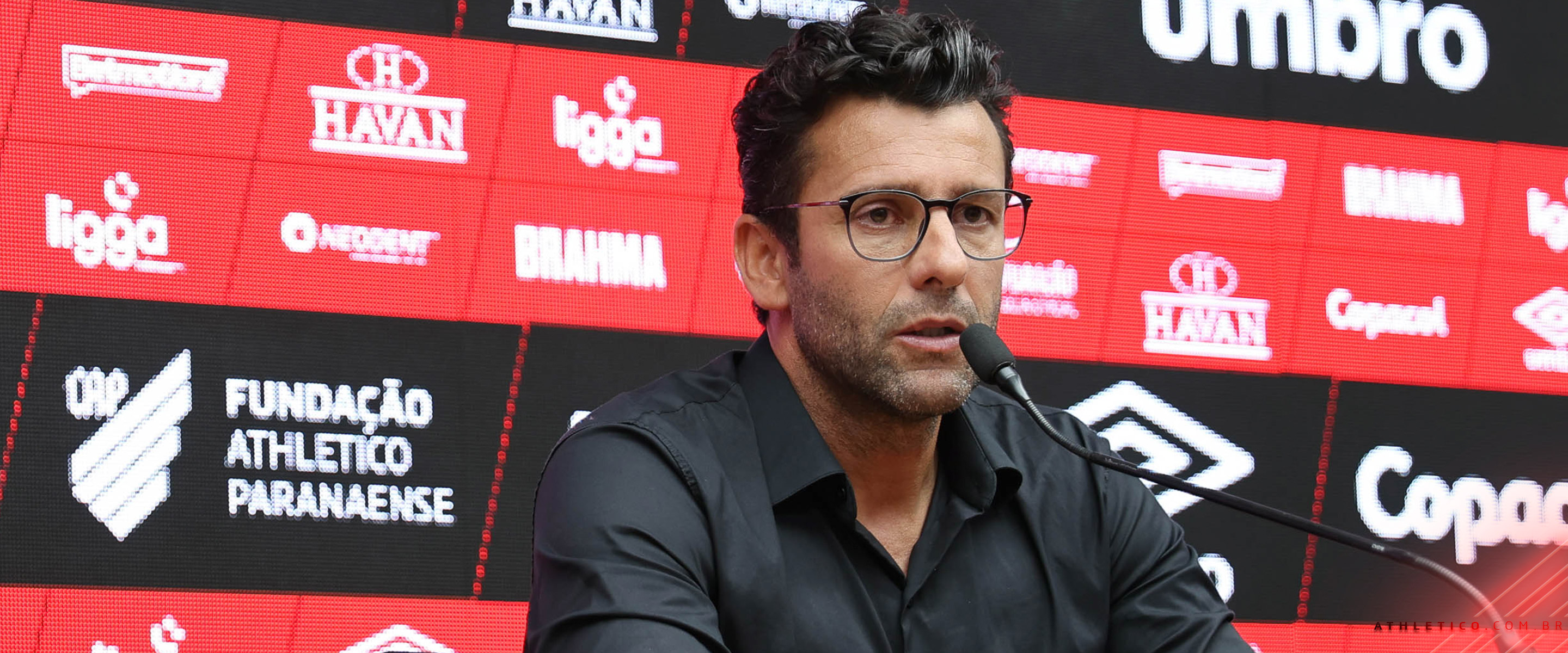 Alberto Valentim se despede do Athletico Paranaense - Athletico Paranaense