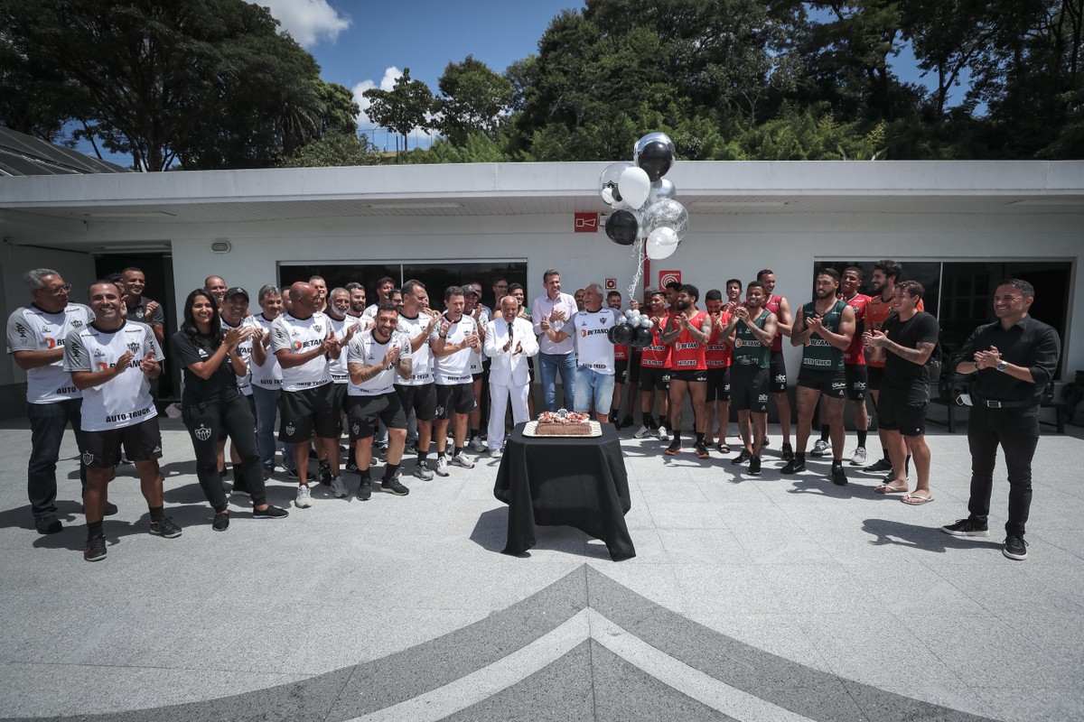 Aniversário: Atlético-MG faz encontro de ídolos no CT e renova contratos com Allan e Nathan Silva - Globo.com