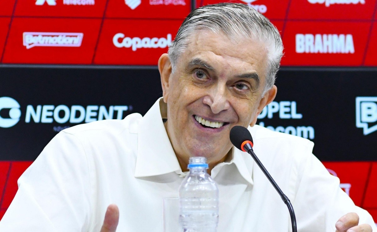 Após saída de Valentim, ligação de Petraglia vem à tona e possível novo treinador do Athletico é conhecido:... - Bolavip Brasil