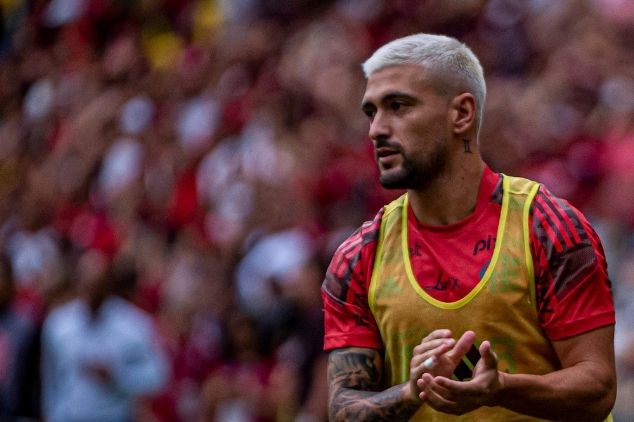 Arrascaeta deixa mensagem para torcida do Flamengo após vice do Carioca para o Fluminense - Torcedores.com