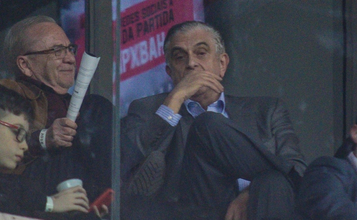 Athletico pede 3,5 milhões de euros para vender estrela do time para rival - Somos Fanáticos Brasil