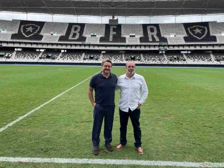 Botafogo se reúne com empresa que transmite o Brasileirão e jogo contra o Corinthians passará em 35 países - LANCE!