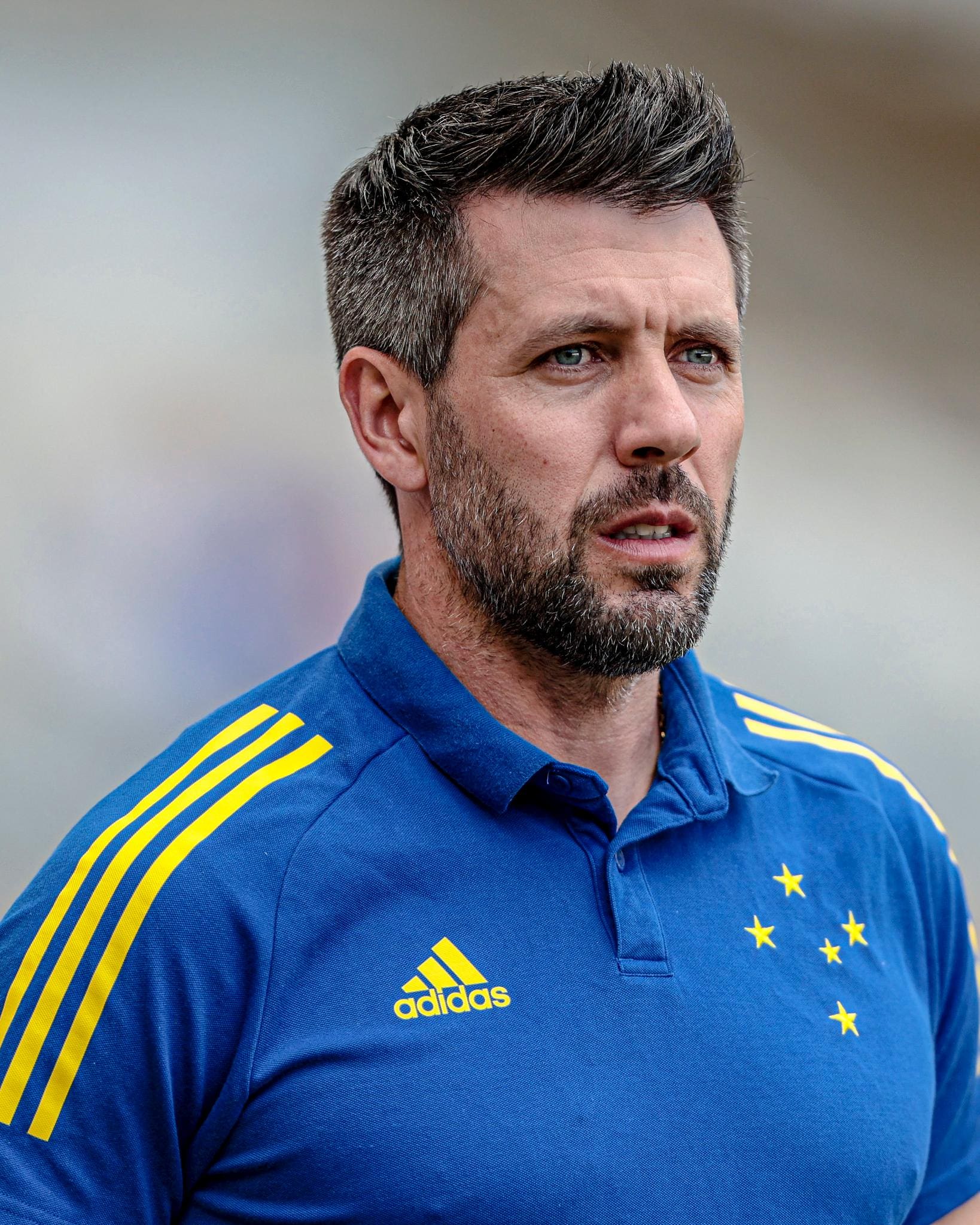 Cruzeiro: Pezzolano é suspenso e pode ficar fora de final contra o Atlético - O Tempo