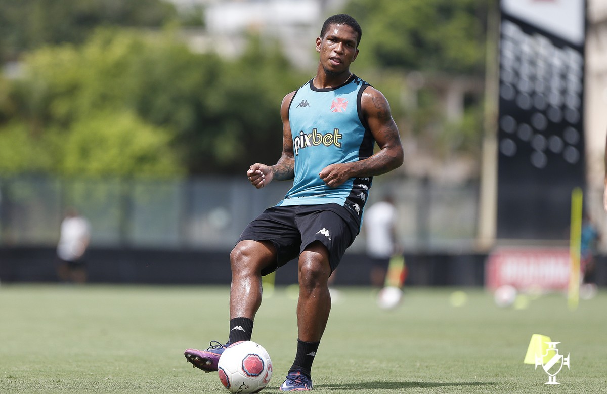 Departamento médico trabalha para recuperar jogadores antes de estreia do Vasco na Série B - Globo.com