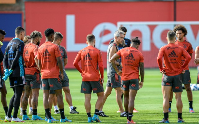 Familiares ficam insatisfeitos com reunião entre jogadores e torcidas organizadas do Flamengo - Coluna do Fla