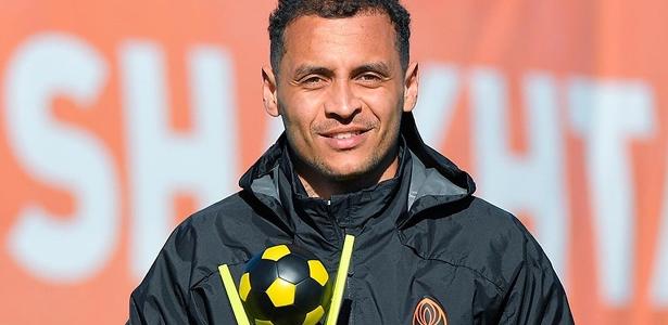 Inter encaminha acerto com Alan Patrick e aguarda aval do Shakhtar Donetsk - UOL Esporte