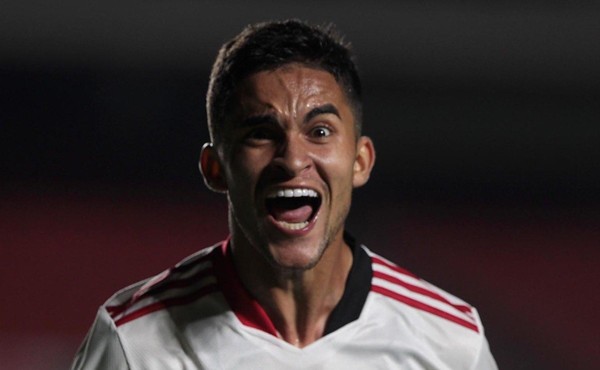 Nestor é esquecido e Botafogo escolhe novo alvo na equipe titular de Ceni; John Textor vê abertura para neg... - Bolavip Brasil