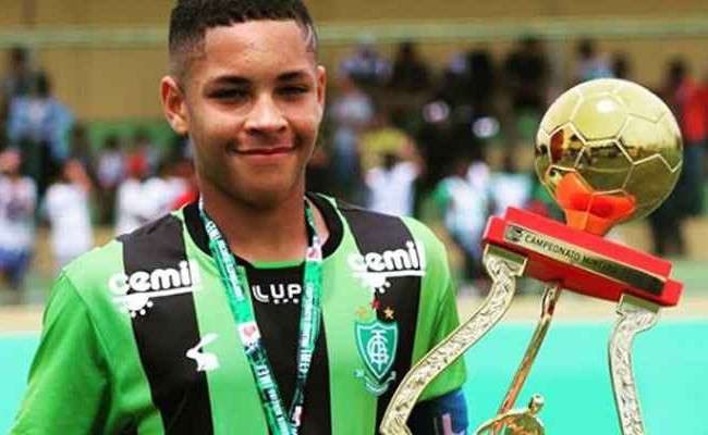 Saiba quanto o América lucra com a ida de Vitor Roque ao Athletico-PR - Superesportes