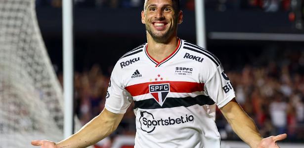 São Paulo faz 3 a 1 no Palmeiras no 1º jogo da final do Paulista; veja gols - UOL Esporte