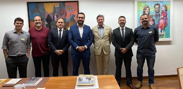 Vasco e 777 têm novo encontro com governador do Rio para tratar de Maracanã - UOL Esporte